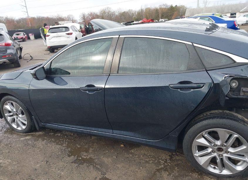 Photo 13 of 2016 Honda Civic LX (VIN 19XFC2F53GE213705)