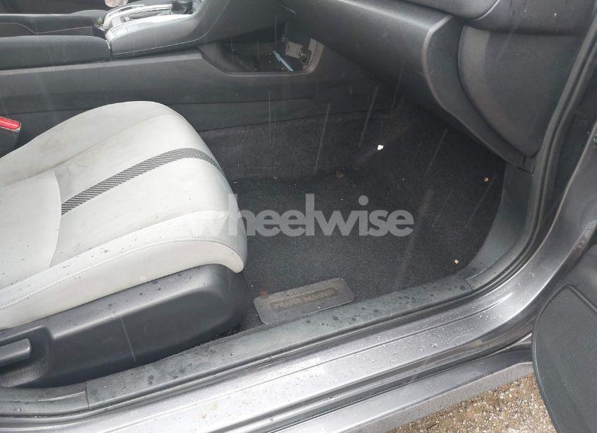 Photo 5 of 2017 Honda Civic LX (VIN 19XFC2F53HE022996)