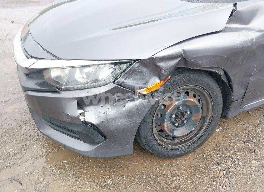 Photo 6 of 2017 Honda Civic LX (VIN 19XFC2F53HE022996)