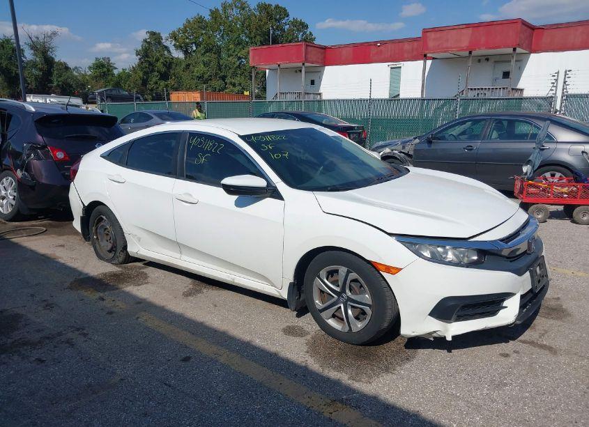 2017 Honda Civic LX (VIN 19XFC2F53HE067601) main photo