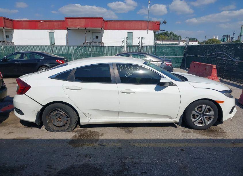 Photo 13 of 2017 Honda Civic LX (VIN 19XFC2F53HE067601)
