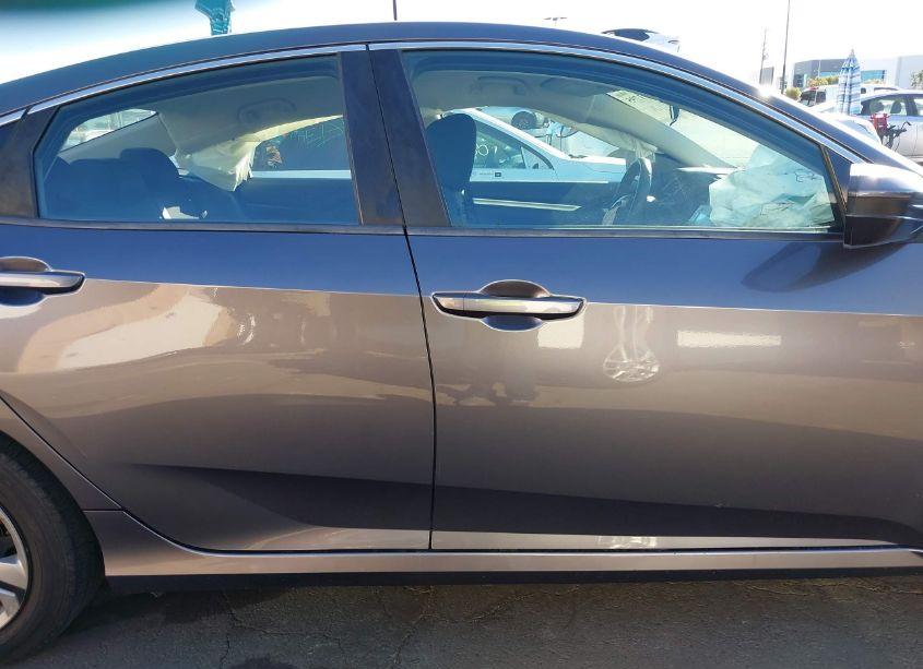 Photo 13 of 2017 Honda Civic LX (VIN 19XFC2F53HE204777)
