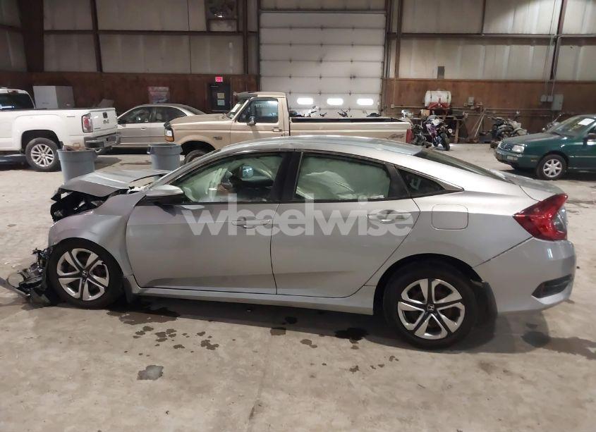 Photo 13 of 2017 Honda Civic LX (VIN 19XFC2F53HE231820)