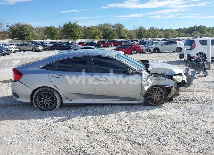 Photo 13 of 2018 Honda Civic LX (VIN 19XFC2F53JE002298)