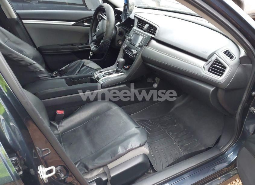 Photo 5 of 2018 Honda Civic LX (VIN 19XFC2F53JE006657)