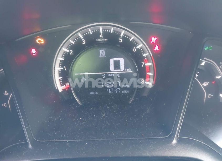 Photo 15 of 2018 Honda Civic LX (VIN 19XFC2F53JE014094)