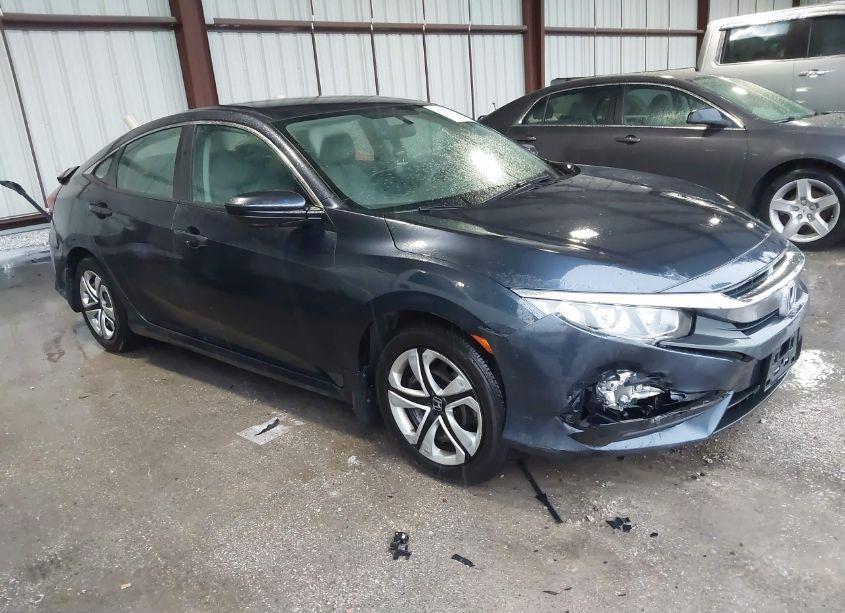 2018 Honda Civic LX (VIN 19XFC2F53JE032451) main photo