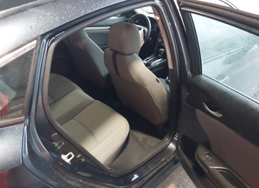 Photo 8 of 2018 Honda Civic LX (VIN 19XFC2F53JE032451)