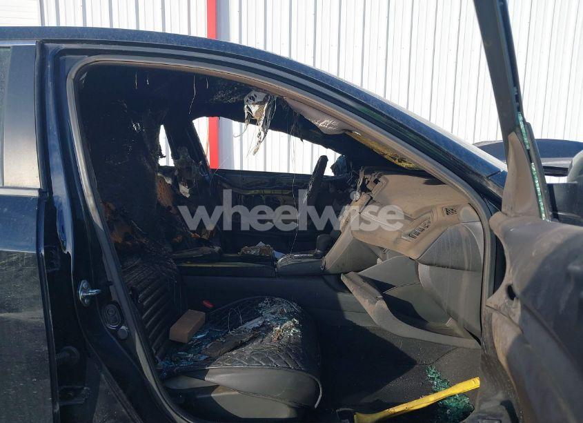 Photo 5 of 2016 Honda Civic LX (VIN 19XFC2F54GE025971)
