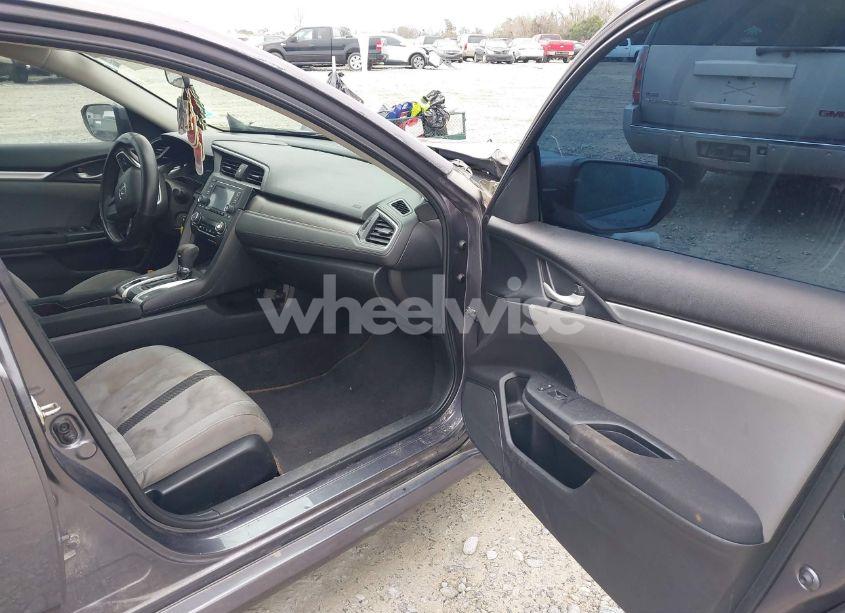 Photo 5 of 2017 Honda Civic LX (VIN 19XFC2F54HE000568)