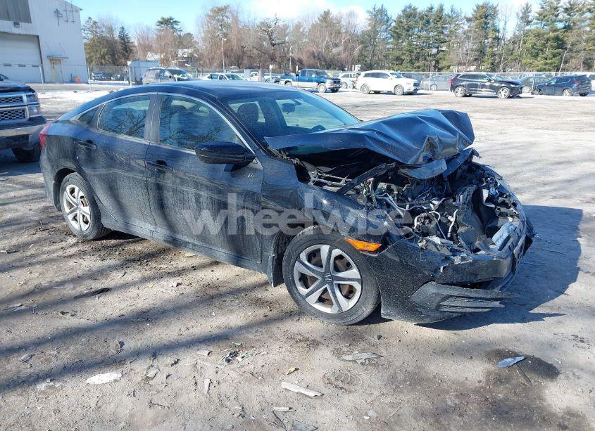 2017 Honda Civic LX (VIN 19XFC2F54HE063802) main photo