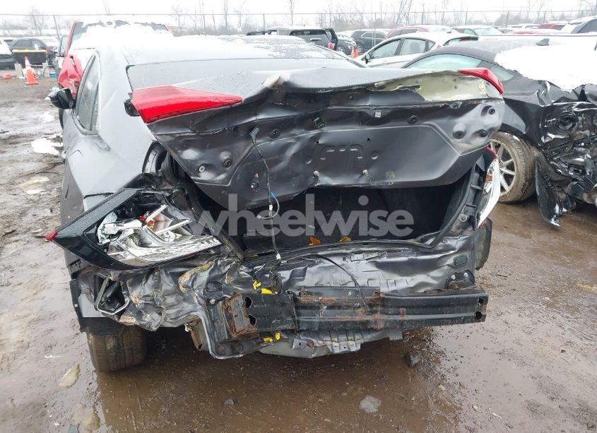 Photo 6 of 2017 Honda Civic LX (VIN 19XFC2F54HE065050)