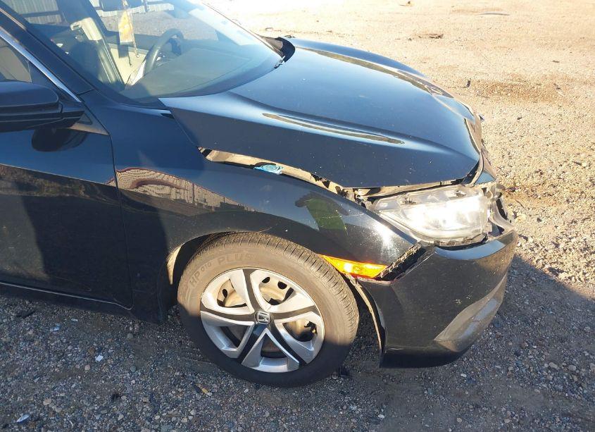 Photo 20 of 2018 Honda Civic LX (VIN 19XFC2F54JE001516)