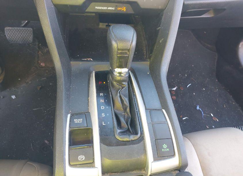 Photo 22 of 2018 Honda Civic LX (VIN 19XFC2F54JE001516)