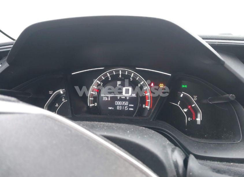 Photo 15 of 2018 Honda Civic LX (VIN 19XFC2F54JE011642)