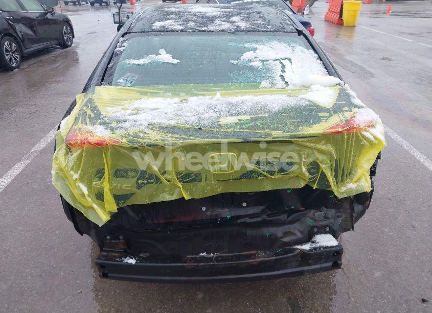 Photo 16 of 2018 Honda Civic LX (VIN 19XFC2F54JE011642)