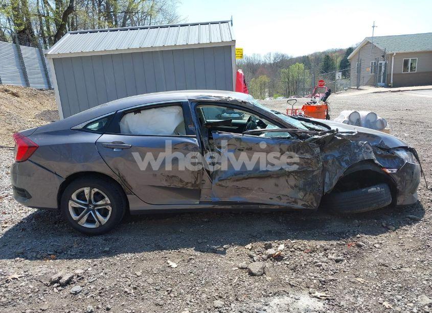 Photo 13 of 2018 Honda Civic LX (VIN 19XFC2F54JE016081)
