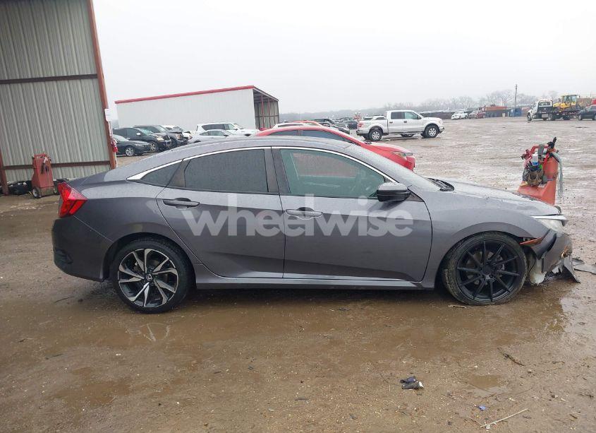 Photo 13 of 2018 Honda Civic LX (VIN 19XFC2F54JE023371)