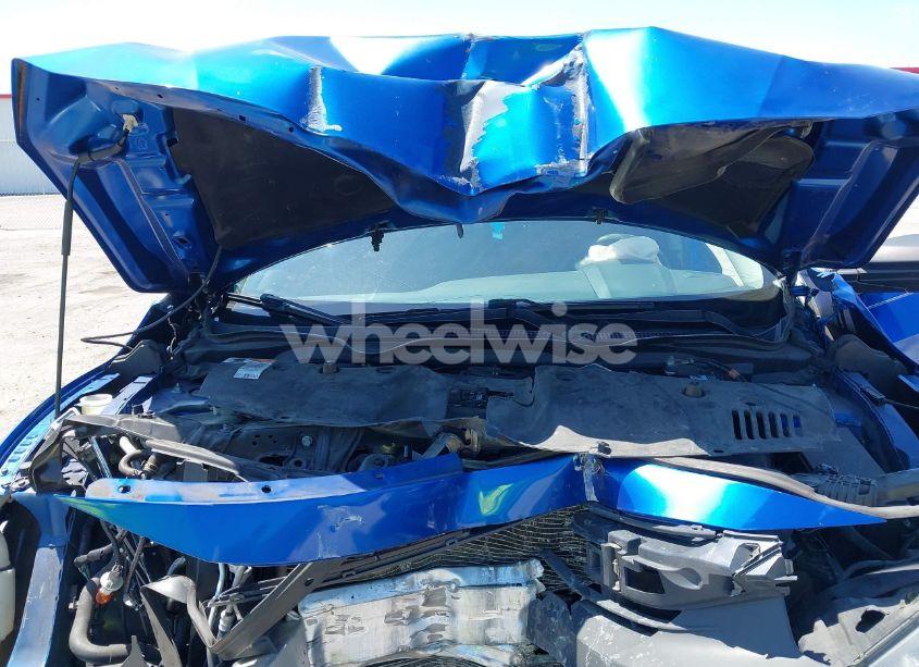 Photo 10 of 2018 Honda Civic LX (VIN 19XFC2F54JE027744)