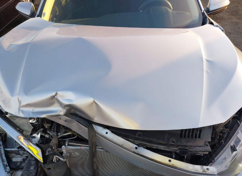 Photo 10 of 2018 Honda Civic LX (VIN 19XFC2F54JE030000)