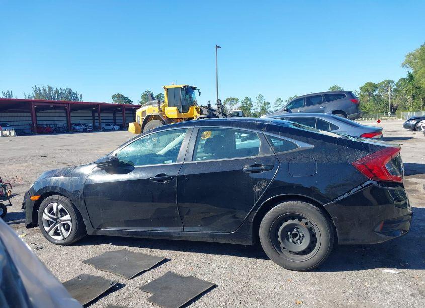 Photo 14 of 2018 Honda Civic LX (VIN 19XFC2F54JE032748)