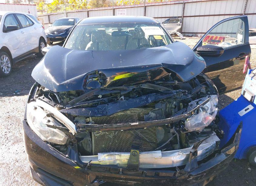 Photo 6 of 2018 Honda Civic LX (VIN 19XFC2F54JE035259)