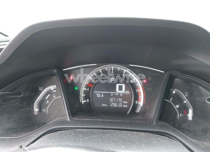 Photo 7 of 2018 Honda Civic LX (VIN 19XFC2F54JE039604)