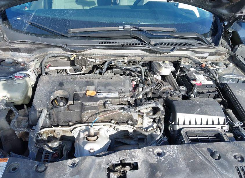 Photo 10 of 2018 Honda Civic LX (VIN 19XFC2F54JE209007)