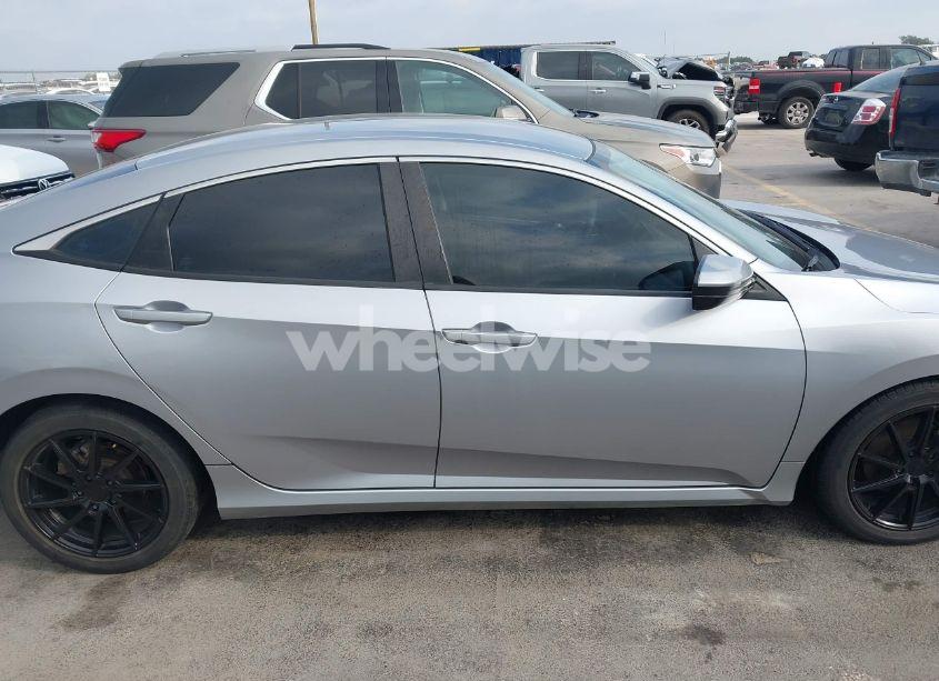 Photo 13 of 2016 Honda Civic LX (VIN 19XFC2F55GE076928)