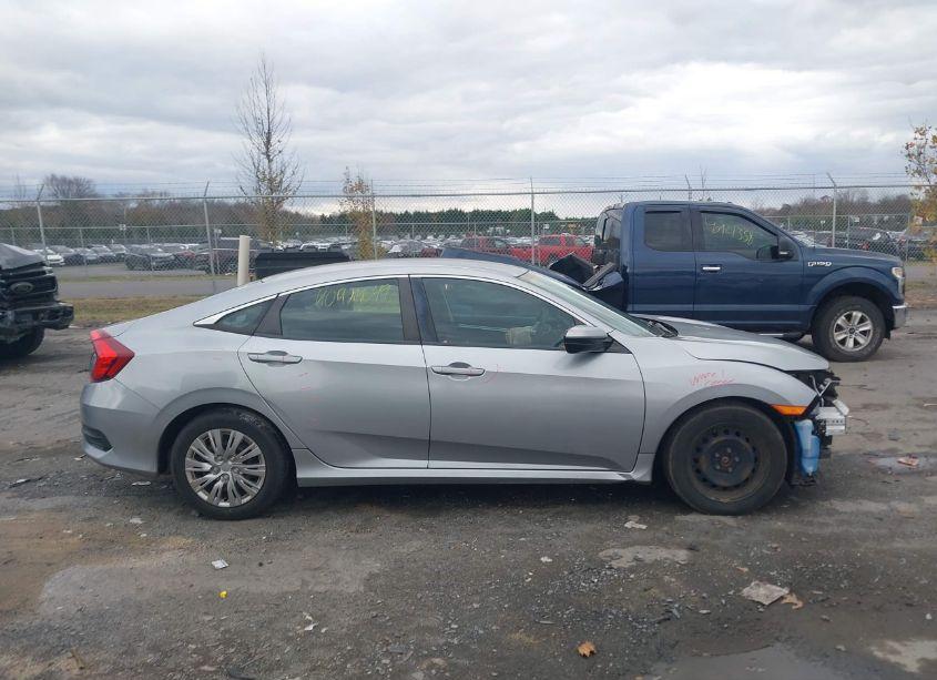 Photo 13 of 2017 Honda Civic LX (VIN 19XFC2F55HE031103)