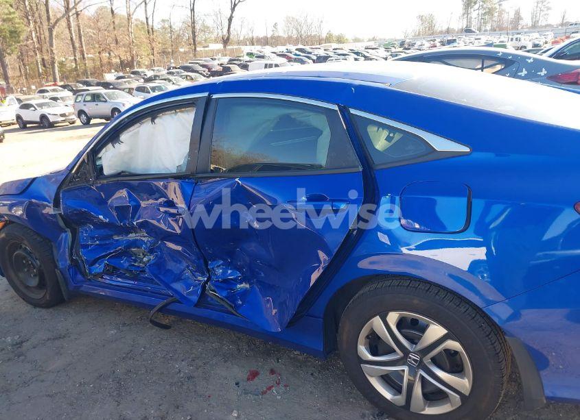 Photo 6 of 2017 Honda Civic LX (VIN 19XFC2F55HE053909)