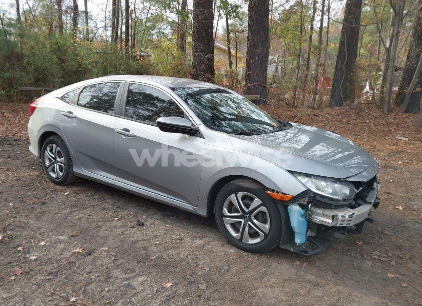 2017 Honda Civic LX (VIN 19XFC2F55HE059077) main photo