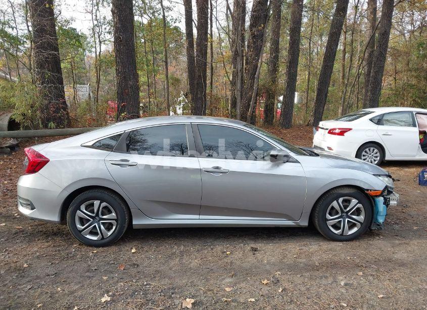 Photo 14 of 2017 Honda Civic LX (VIN 19XFC2F55HE059077)