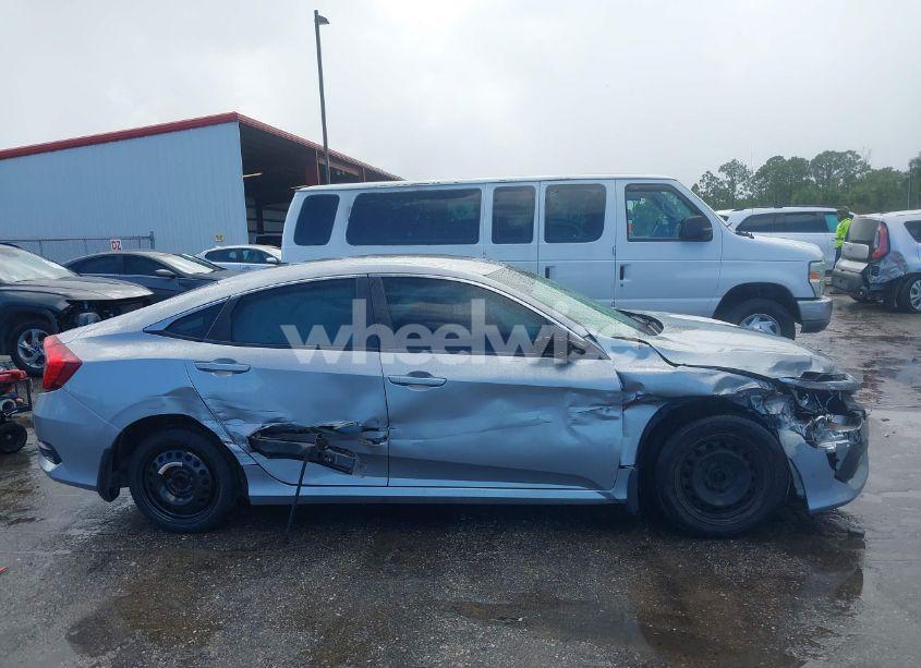 Photo 13 of 2018 Honda Civic LX (VIN 19XFC2F55JE003713)