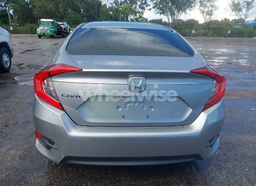 Photo 16 of 2018 Honda Civic LX (VIN 19XFC2F55JE003713)