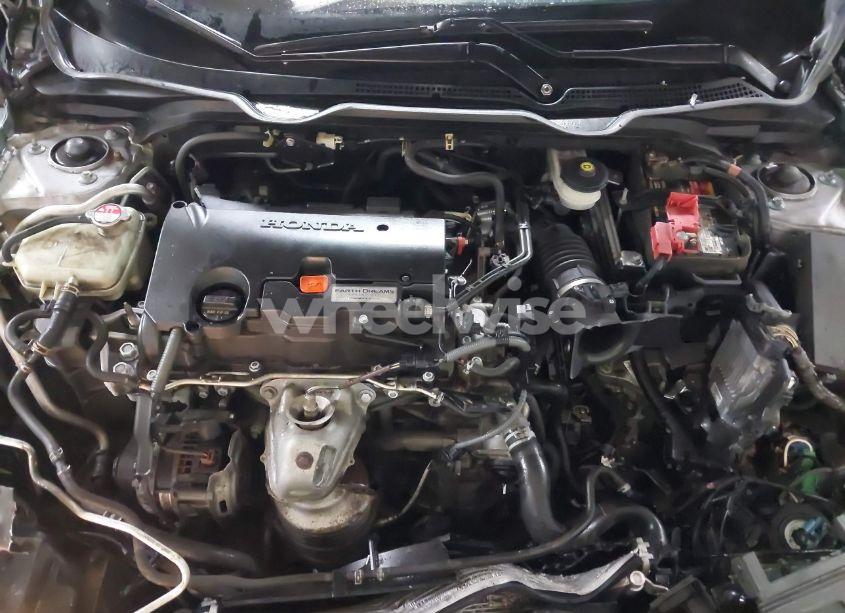 Photo 10 of 2018 Honda Civic LX (VIN 19XFC2F55JE003789)