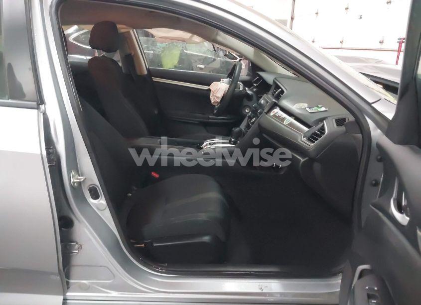 Photo 5 of 2018 Honda Civic LX (VIN 19XFC2F55JE003789)