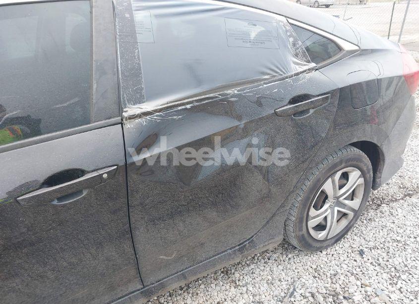 Photo 17 of 2018 Honda Civic LX (VIN 19XFC2F55JE003811)