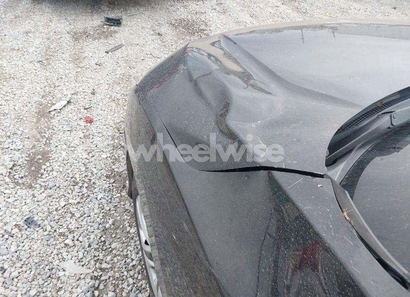 Photo 18 of 2018 Honda Civic LX (VIN 19XFC2F55JE003811)