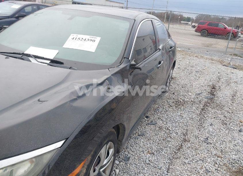 Photo 6 of 2018 Honda Civic LX (VIN 19XFC2F55JE003811)