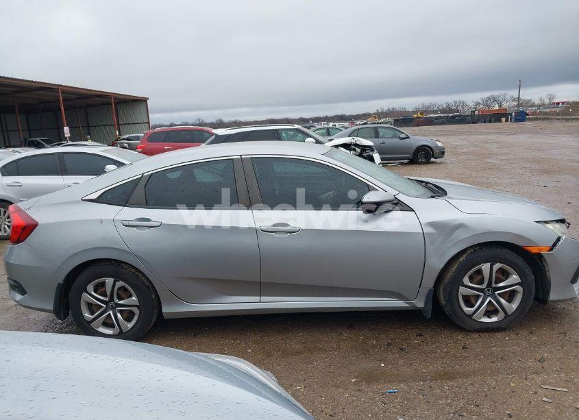 Photo 13 of 2018 Honda Civic LX (VIN 19XFC2F55JE008247)