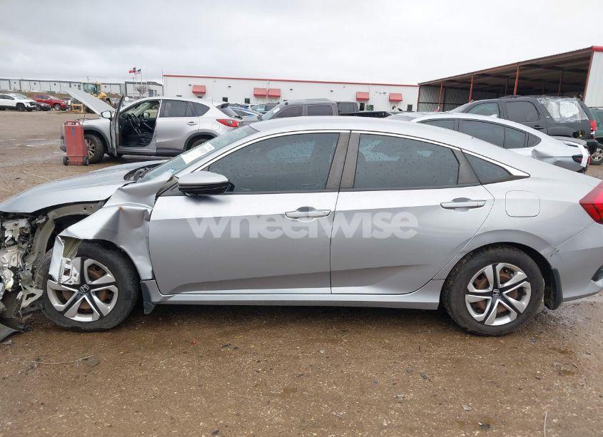 Photo 14 of 2018 Honda Civic LX (VIN 19XFC2F55JE008247)