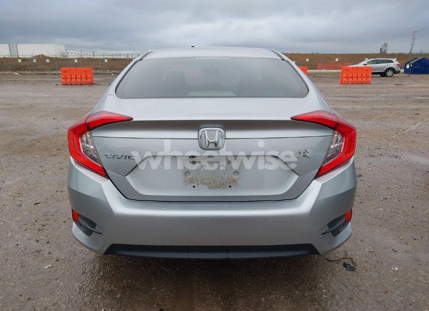 Photo 16 of 2018 Honda Civic LX (VIN 19XFC2F55JE008247)