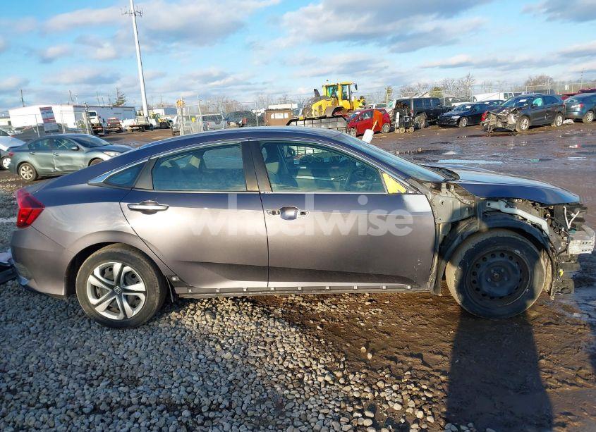 Photo 14 of 2018 Honda Civic LX (VIN 19XFC2F55JE025114)