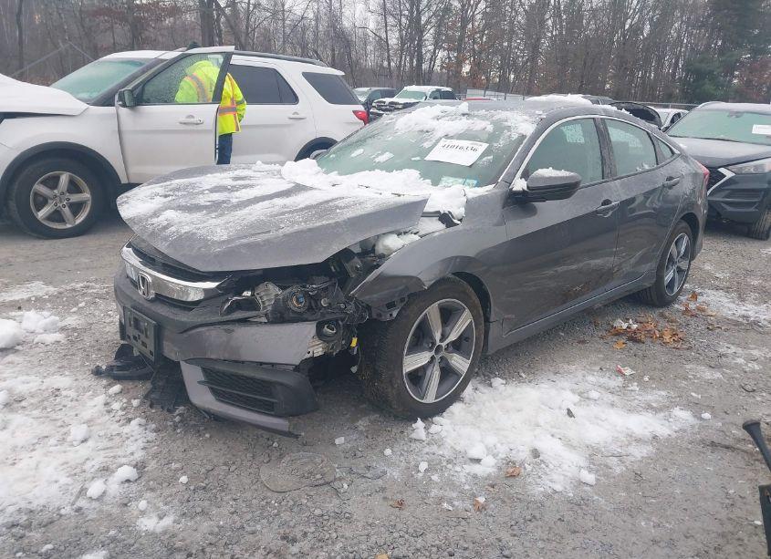 Photo 2 of 2018 Honda Civic LX (VIN 19XFC2F55JE203197)