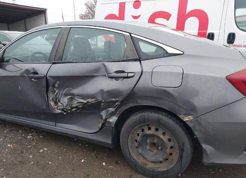 Photo 6 of 2016 Honda Civic LX (VIN 19XFC2F56GE004085)