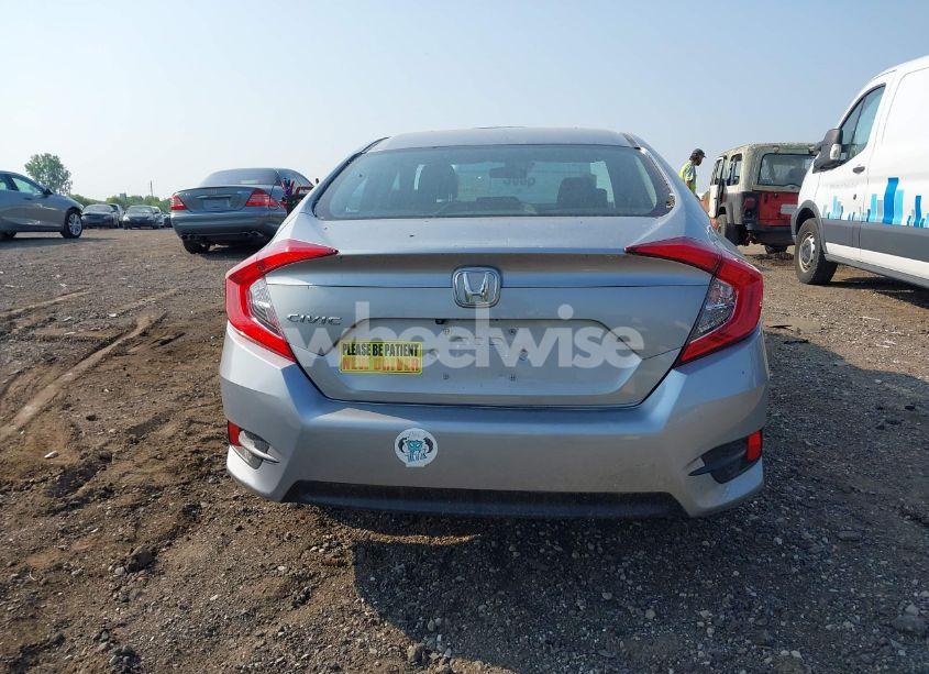 Photo 16 of 2017 Honda Civic LX (VIN 19XFC2F56HE010325)