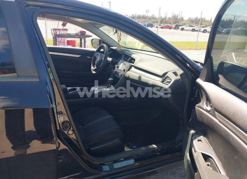 Photo 5 of 2017 Honda Civic LX (VIN 19XFC2F56HE051652)