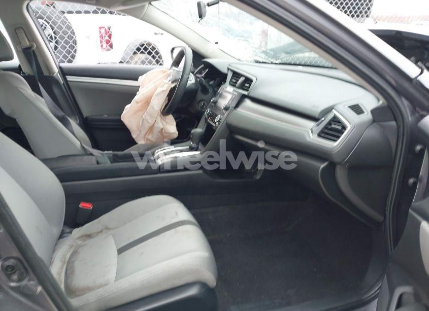 Photo 5 of 2017 Honda Civic LX (VIN 19XFC2F56HE065552)