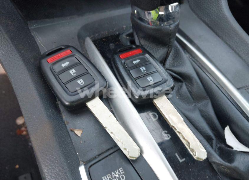 Photo 11 of 2018 Honda Civic LX (VIN 19XFC2F56JE000416)